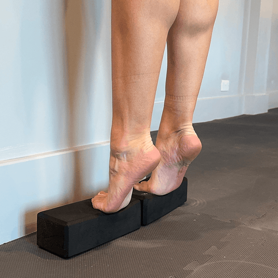 Calf raise on step