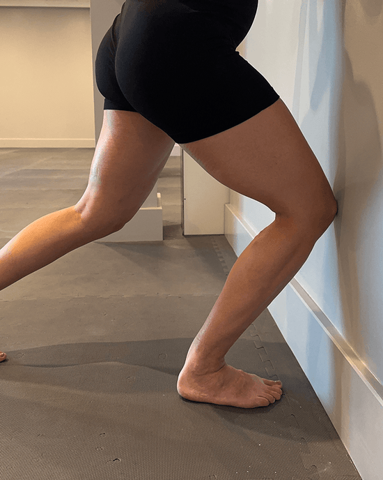 Knee to wall test
