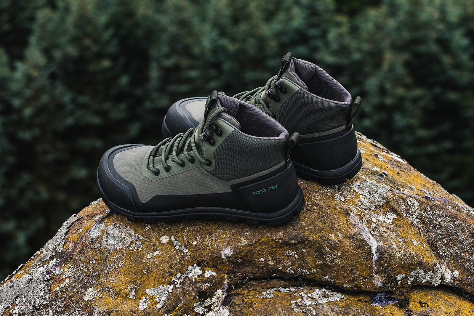 Womens black leather deals hiking boots