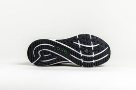 Outsole of Bahé Recharge grounding shoes in Forest (green)