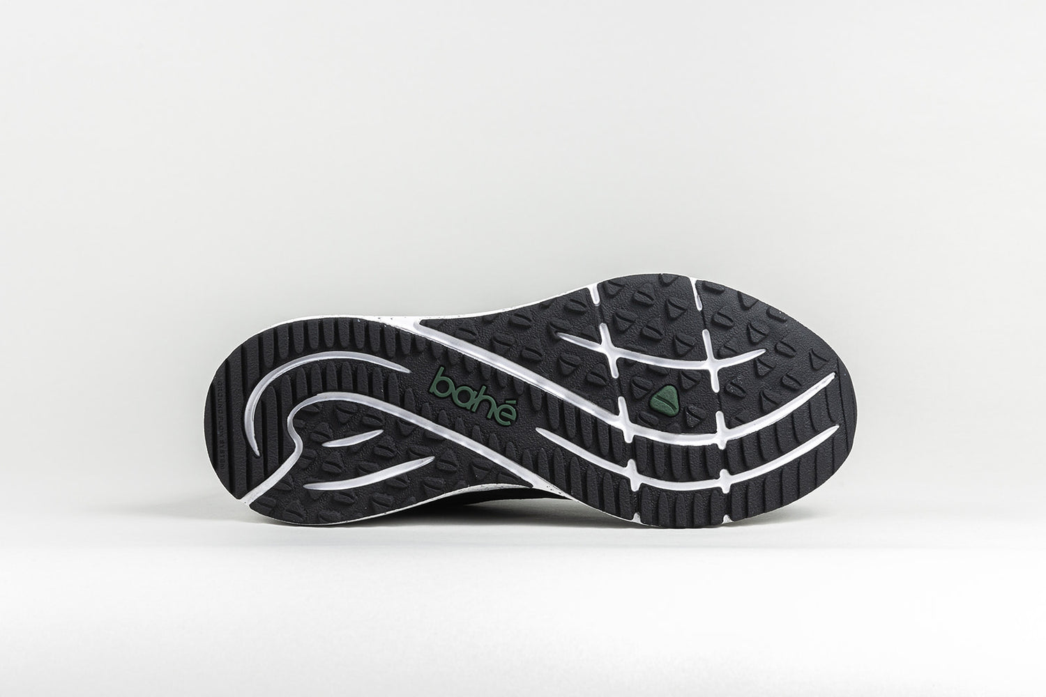 Outsole of Bahé Recharge grounding shoes in Frost (white)