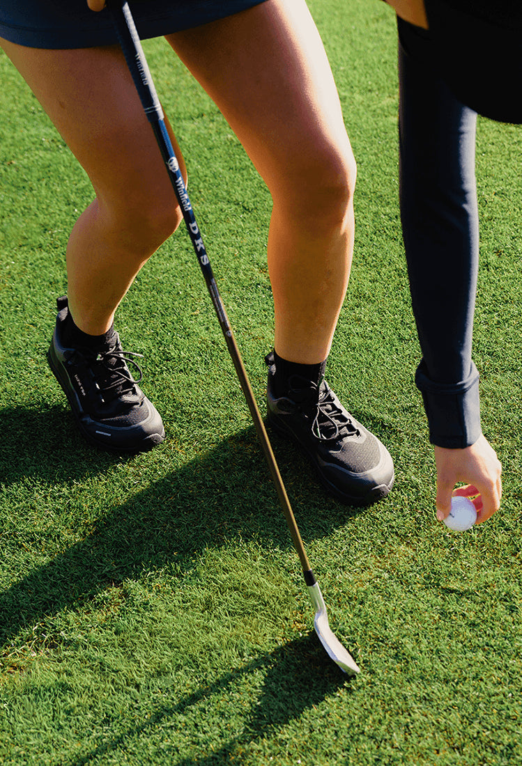 Waterproof, Barefoot-fit and Grounded - The Perfect Golf Shoes