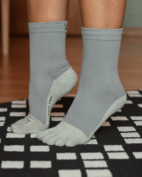 Barefoot at home text