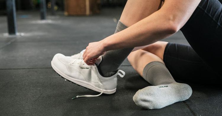 Bahé barefoot shoe in gym