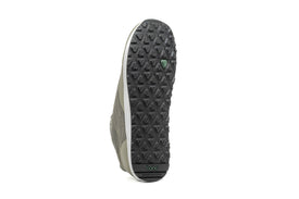 Outsole of Bahé Revive barefoot style grounding shoes in Forest (green)