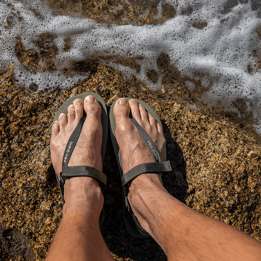 Respire Grounding Barefoot Sandal (Men's) - Olive