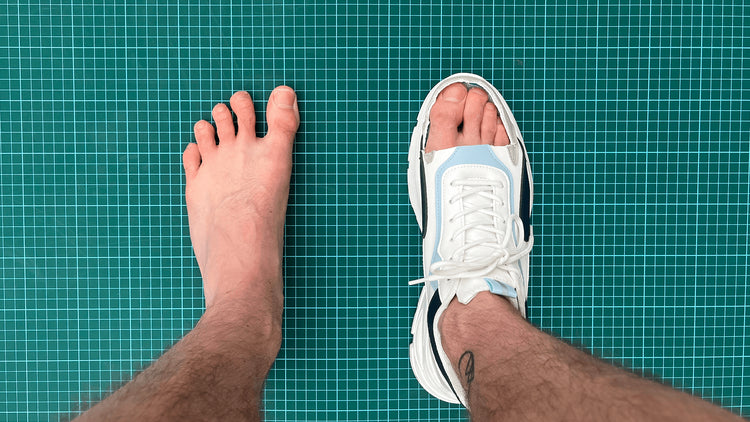 Comparing barefoot with foot in shoe
