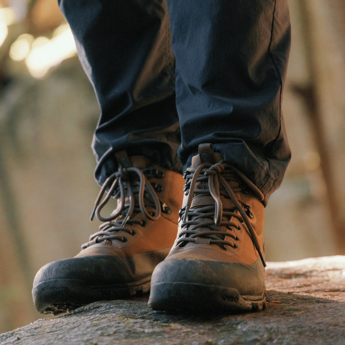 Hiking barefoot boots with wide toe box and flexible sole for natural foot movement
